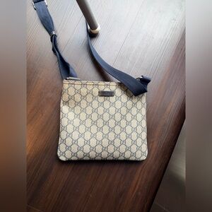 Gucci crossbody bag
